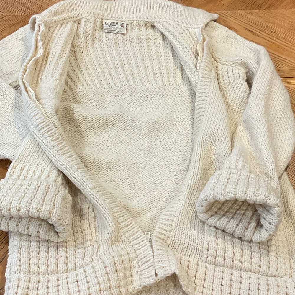 Vintage Gaeltarra Aran Wool Knit Cardigan Sweater Zip Up Long Sleeve Pockets